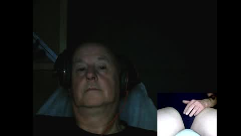 Brian. online show from May 3, 9:06 pm