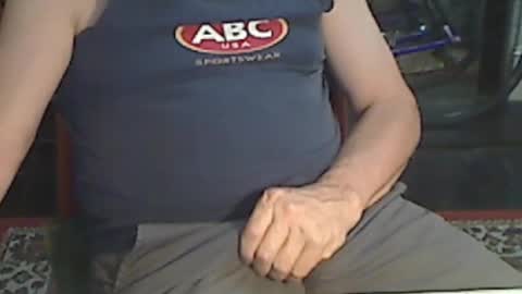 Freddie online show from February 5, 6:56 am