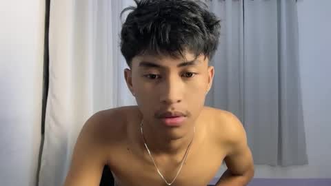 ur_fuckerbttm online show from November 17, 3:15 pm