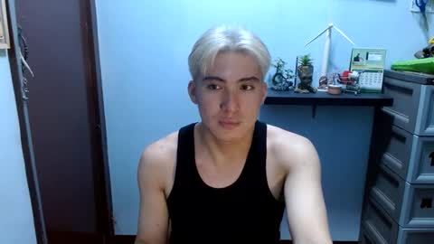 Snapshot of ur_jayqutee chatting on December 25, 3:38 pm Ur jayqutee online show from December 25, 3:38 pm