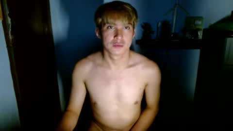 Snapshot of ur_jayqutee chatting on January 21, 8:00 pm Ur jayqutee online show from January 21, 8:00 pm