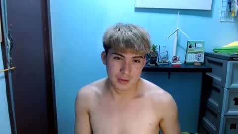 Snapshot of ur_jayqutee chatting on February 5, 7:53 pm Ur jayqutee online show from February 5, 7:53 pm