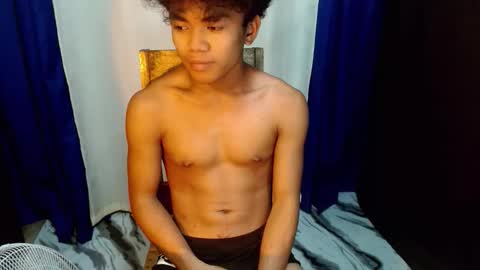 urboyvenz online show from March 6, 6:49 pm