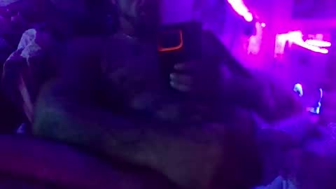 Snapshot of urdaddy875867 chatting on October 12, 10:09 am urdaddy875867 online show from October 12, 10:09 am