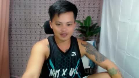 Snapshot of urhot_fucker13 chatting on October 1, 7:12 am JUST CALL MY NAME jayrus online show from October 1, 7:12 am