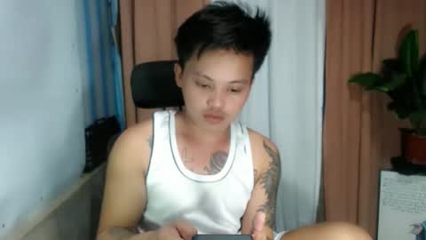 Snapshot of urhot_fucker13 chatting on October 9, 10:42 am JUST CALL MY NAME jayrus online show from October 9, 10:42 am