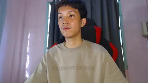 urhot_johny online show from April 7, 10:43 pm