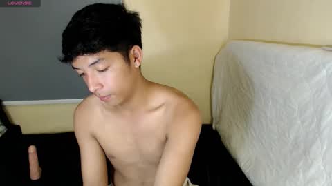 Snapshot of urhotethanxx chatting on September 17, 12:17 pm Ethan online show from September 17, 12:17 pm