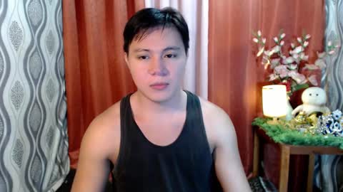 urhunky_ivan online show from December 7, 6:32 am