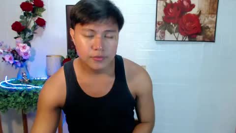 urhunky_ivan online show from July 12, 5:15 pm