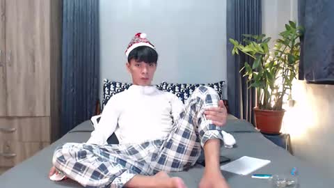 Mel online show from December 20, 12:23 pm