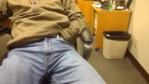 useemie online show from April 13, 7:36 pm