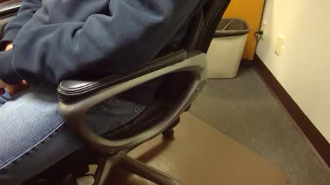 useemie online show from February 15, 8:06 pm