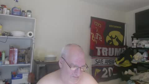 Eric online show from February 25, 3:31 am