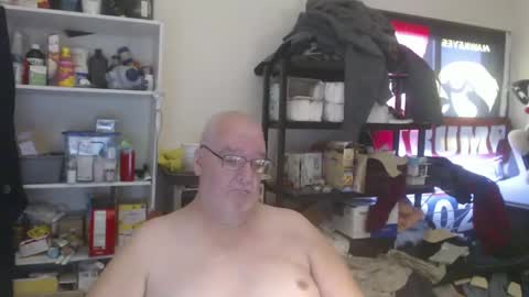 Eric online show from December 14, 3:47 pm