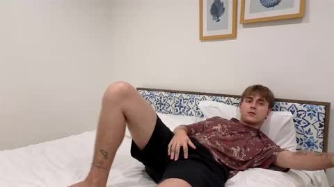 me online show from October 22, 6:00 pm