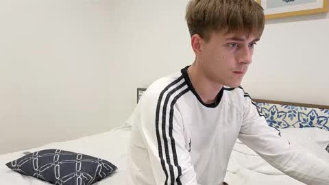 me online show from October 15, 3:41 pm
