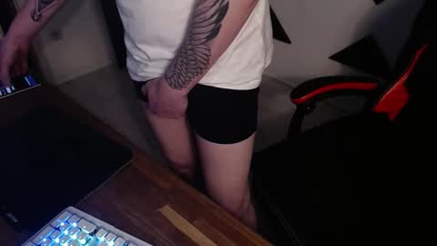 vacation__ online show from November 11, 3:50 pm