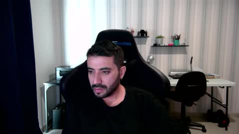 Roberto Carlos online show from October 20, 8:57 pm