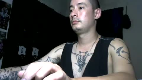 Snapshot of vampireathome chatting on September 23, 3:17 am vampireathome online show from September 23, 3:17 am
