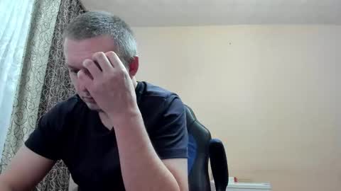 vano_822 online show from December 17, 8:37 pm