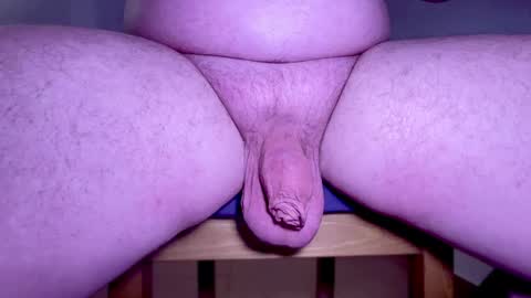 Snapshot of veiny_thing chatting on January 8, 1:11 am veiny_thing online show from January 8, 1:11 am