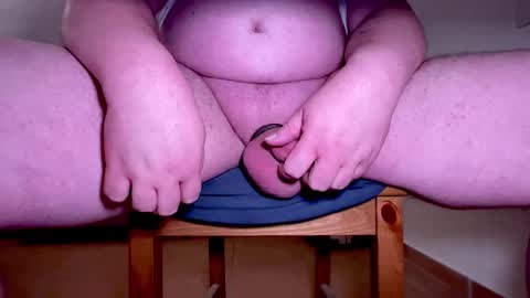 Snapshot of veiny_thing chatting on February 20, 1:25 am veiny_thing online show from February 20, 1:25 am