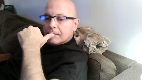Snapshot of veryharrrrd chatting on January 3, 9:15 am Marco online show from January 3, 9:15 am