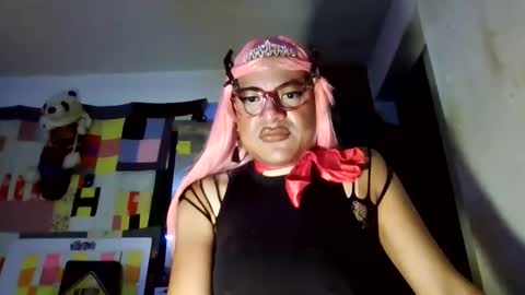 V I B R A N D A online show from March 15, 3:14 am