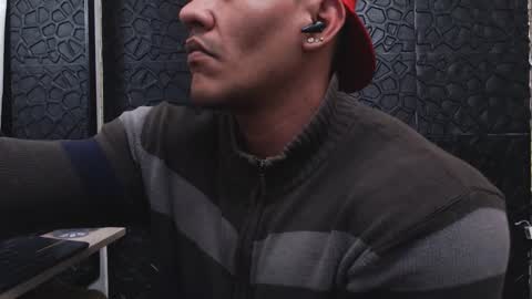 Snapshot of viktorherrera chatting on October 13, 1:22 am Viktor Herrera online show from October 13, 1:22 am