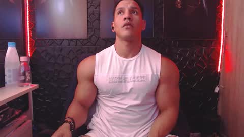 Viktor Herrera online show from February 24, 6:08 pm