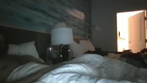 villandt online show from April 7, 6:35 am