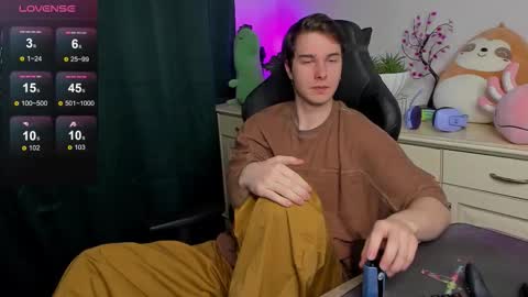 Vincent Strong online show from September 10, 8:02 am