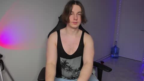 Vincent Strong online show from December 13, 1:44 pm