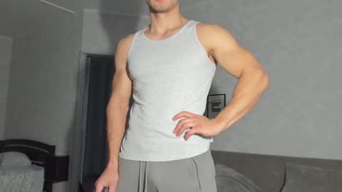 Vincent.  uncut 18cm online show from December 6, 10:16 am