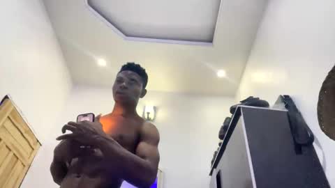 vintage_point online show from December 24, 10:39 pm