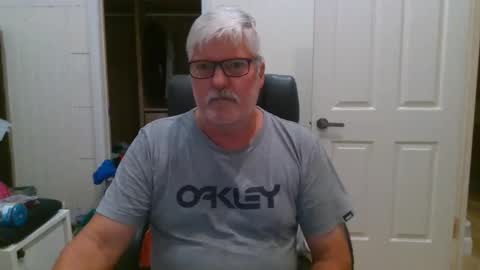 viper654321 online show from December 16, 8:32 am