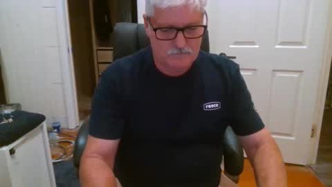 viper654321 online show from October 3, 8:30 am