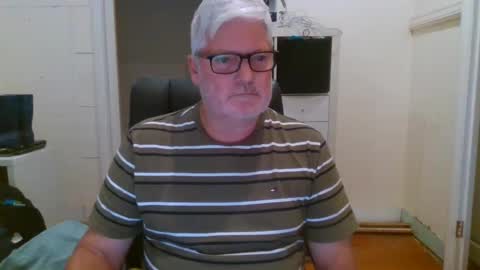 viper654321 online show from December 25, 8:18 am