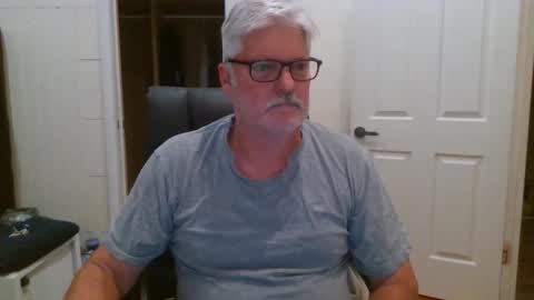 viper654321 online show from October 2, 8:07 am