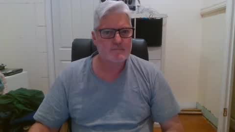 viper654321 online show from February 12, 7:13 am