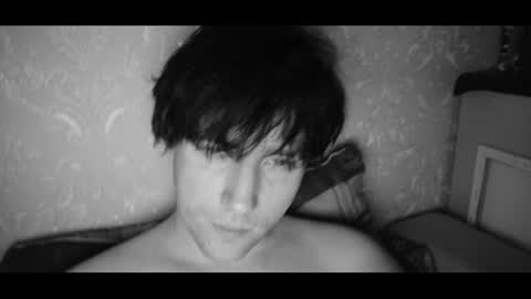 vitiligoboyy online show from July 15, 1:34 am