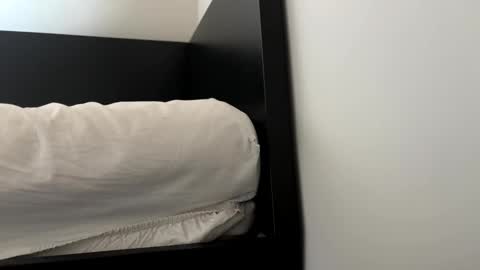 Snapshot of vm93m chatting on March 5, 3:51 pm John online show from March 5, 3:51 pm