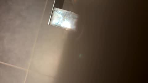 Snapshot of vm93m chatting on February 22, 5:53 pm John online show from February 22, 5:53 pm