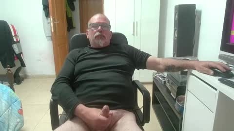 oscar online show from March 30, 7:04 pm