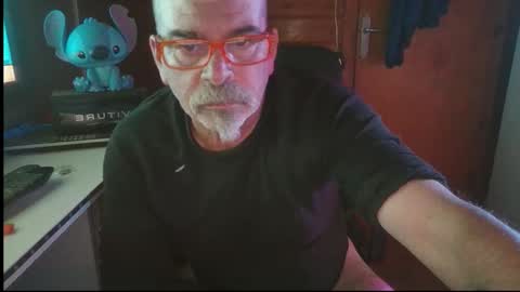 oscar online show from October 24, 7:15 pm