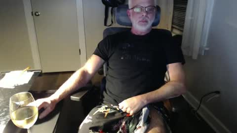 wasted_daze_ online show from December 29, 1:02 am