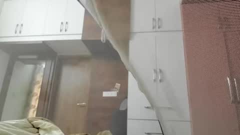 Snapshot of wearcondom chatting on October 23, 5:44 am sexyguy online show from October 23, 5:44 am
