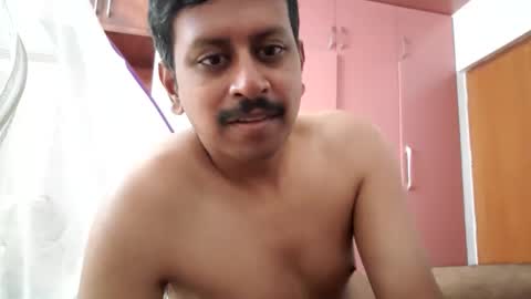 Snapshot of wearcondom chatting on October 2, 9:13 am sexyguy online show from October 2, 9:13 am