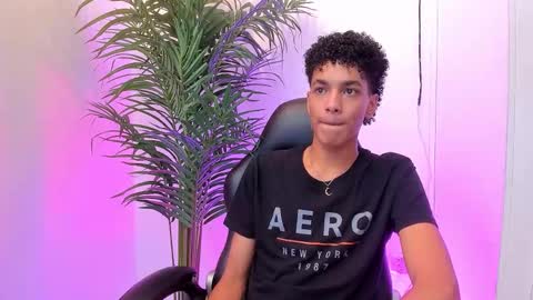 WES online show from January 15, 4:42 pm